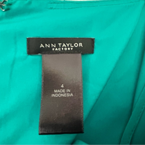 Ann Taylor Green Tiered Ruffled Sundress - Picture 4 of 4